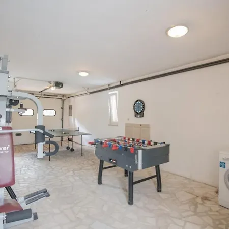 Glorija With Pool Imotski فيلة